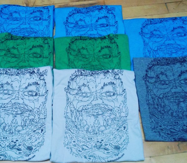 facetopia-shirts-display-2